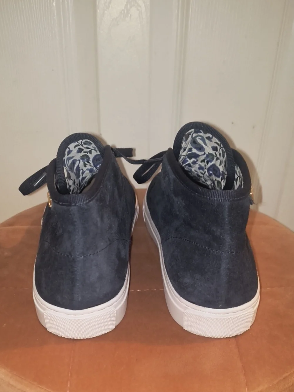 Tory Burch Iggy Chukka Boots Size 8